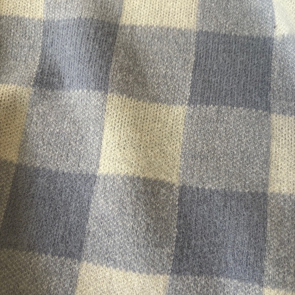 Blue and White Checked Cropped Sweater- Dazy - Picture 5 of 7